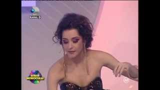 ana maria barnoschi tired foot rub