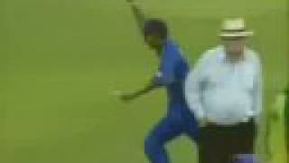 Upul Chandana Brilliant Run out and Sanath one handed catch