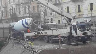 MILANO VARESINE gettata platea di fondazione