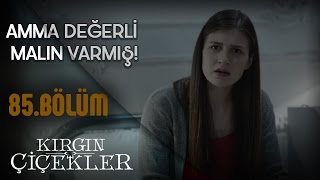 Eşyalarını arkadaşlarından kıskanan Meral! - Kırgın Çiçekler 85.Bölüm