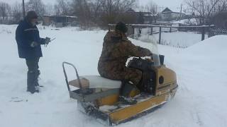 Снегоход Буран. Как заводили. Немного покатались на охоте.
