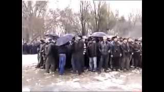 Запорожье. Антимайдан в окружении 13 04 2014