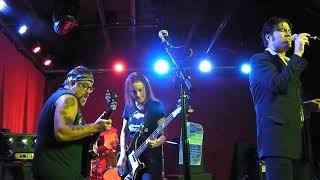 THE GIRAFFES HEADLINE THIS SIX BAND SHOW AT THE WONDERBAR'S LOCAL SUMMER CELEBRATION - 09-28-2019