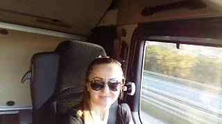 Українцям - українські пісні. Ukrainian trucking girl