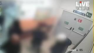 Assalto al Vittorio Emanuele VIDEO CHOC INTEGRALE MEDICO PESTATO A SANGUE