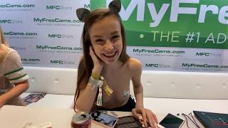 Porn Star Emily Bloom, the CoHost of the 20202 AVN Awards in Los Vegas, saying hi.