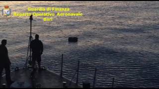 In acquascooter con 2 quintali di marijuana, arrestato corriere