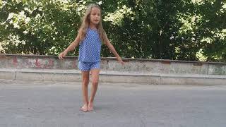 Ча ча ча 2 урок. Нью-йорк.  Бальные танцы дети видео
