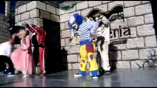 En la feria zombiz 1(7)