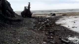 архипо осиповка 14.06.14 BMW X5  смыло в море.