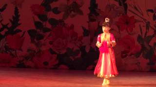 Танец с веером (китайский)