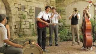 Els Catarres & Nowhere - Tintin