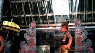 Tari Merak Angelo (Balinese Peacock Dance)