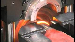 Thompson machine for friction welding truck banjo axles