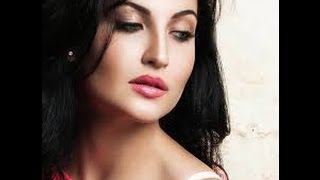Hot photo shoot of hottest Elli Avram