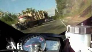 バイク死亡事故 ホンダ ホーネットとトラック正面衝突