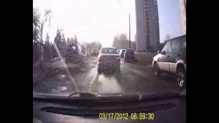 8666 MI-7 блонда со значком 70 (версия 2)