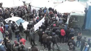 ЖК депутаты А Келдибековдун тарапкерлери Ош Бишкек жолун бууду