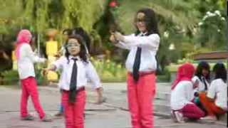 FLASHMOB ALOVERSBY