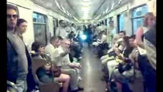 Вот залупа, всучили машинисту... И всё сорвалось