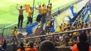 "Eintracht Braunschweig allez" - VfL Bochum vs. BTSV Eintracht Braunschweig 29.04.12 Gästeblock