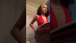 Beauty Girl bathroom live