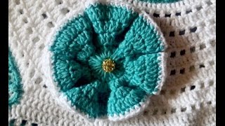 Цветок крючком, вязание для начинающих.Crochet flower, knitting patterns for beginners.