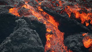 MOTHER NATURE'S POWER: Raw video of new fissure opening on the Big Island (Brandon Clement / LSM)