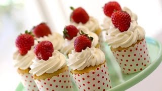 Beth's Strawberry Shortcake Cupcake Recipe | ENTERTAINING WITH BETH