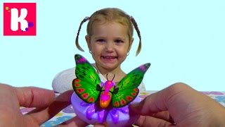 Бабочка как живая / Машет крылышками / Little Live Pets Butterfly