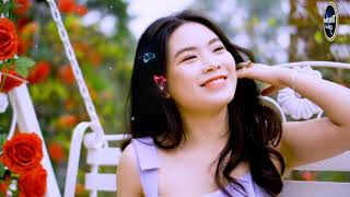 Nhạc sống người mẫu 2k2 xinh lung linh , nghe là phê , xem là mê .
