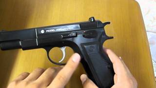 東京マルイ　エアコキ　HG　CZ75〈ファーストモデル〉の紹介