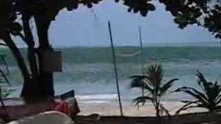 giant tsunami In Asia(Indonesia probably) SHOCKING