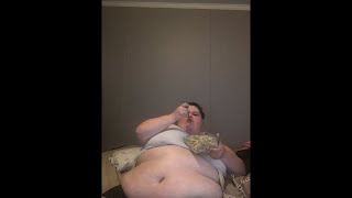 Ssbbw munchies