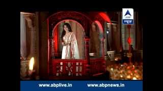 Love Story - Nigaar Z Khan narrates saga between Ranveer, Anushka Sharma and Virat Kohli