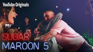 Maroon 5 surprise a teen for the party of the year.