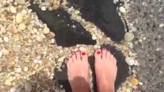 Mistress Jewels Show ! feet on beach part 2