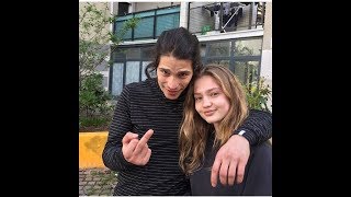 ￼Moha la squale avec sa copine Luna ?❤