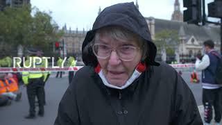 UK: Insulate Britain activists block roads around Parliament Square