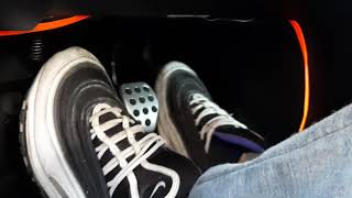 Pedal Pumping-Nike Silver.