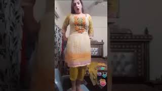 Pathan Girl Very Sexy Dance in Pashto Song