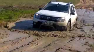 Дастер Дача дизель 2015 купается в грязи !