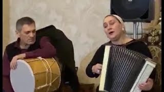 ЭТОТ ГОЛОС ЗАВОРАЖИВАЕТ, НЕОПИСУЕМАЯ КРАСОТА. Медни Асхбова. живо голос.