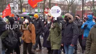 Germany: Hundreds march in solidarity with 17 y/o victim of racist violence in Berlin