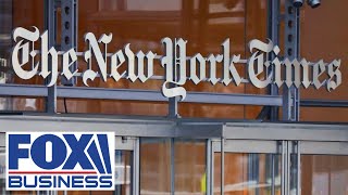 Huckabee rips New York Times for endorsing Elizabeth Warren