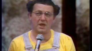 Coluche - Chanson Canadienne