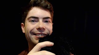 [Short + Sweet ASMR] Ear Tickling Fluffy Mic