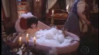 Filme "As Loucas Aventuras de Elvira"