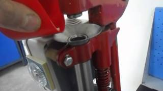 Настольный ручной пресс для литья пластмасс Desktop Injection Molding Press