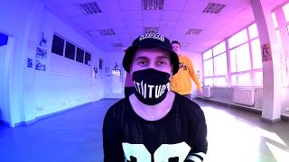 Танец под RASA - Под фонарем музыка так орет (Танцующий Чувак)
